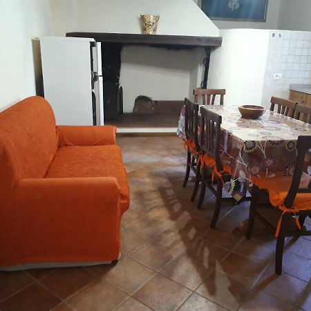 شقة La Casa Di Ida Porciano المظهر الخارجي الصورة